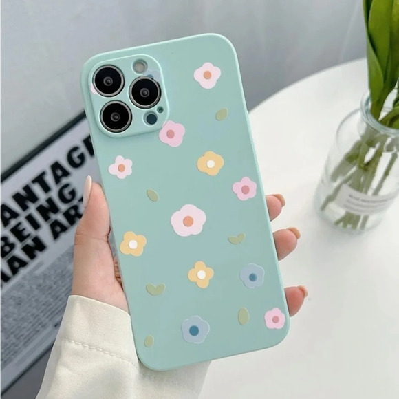⚠️Clearance iPhone 15/Pro/Pro Max Floral Phone Case Mint Green - Picture 2 of 2
